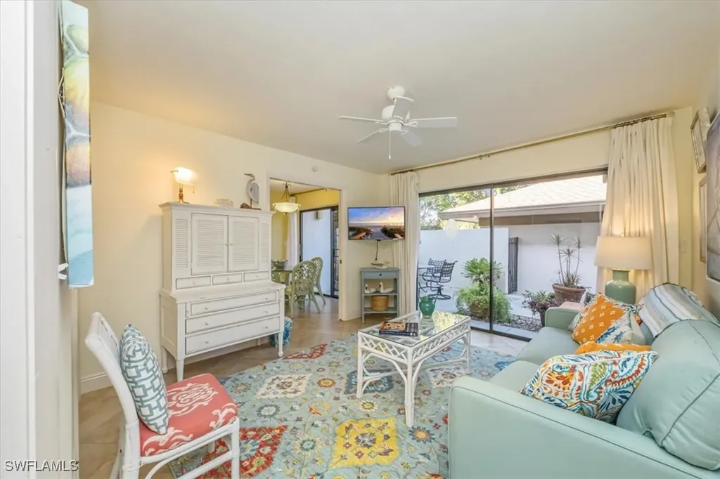 544 Retreat Drive Naples FL 34110