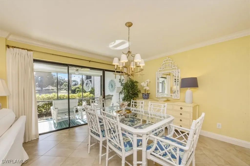 544 Retreat Drive Naples FL 34110
