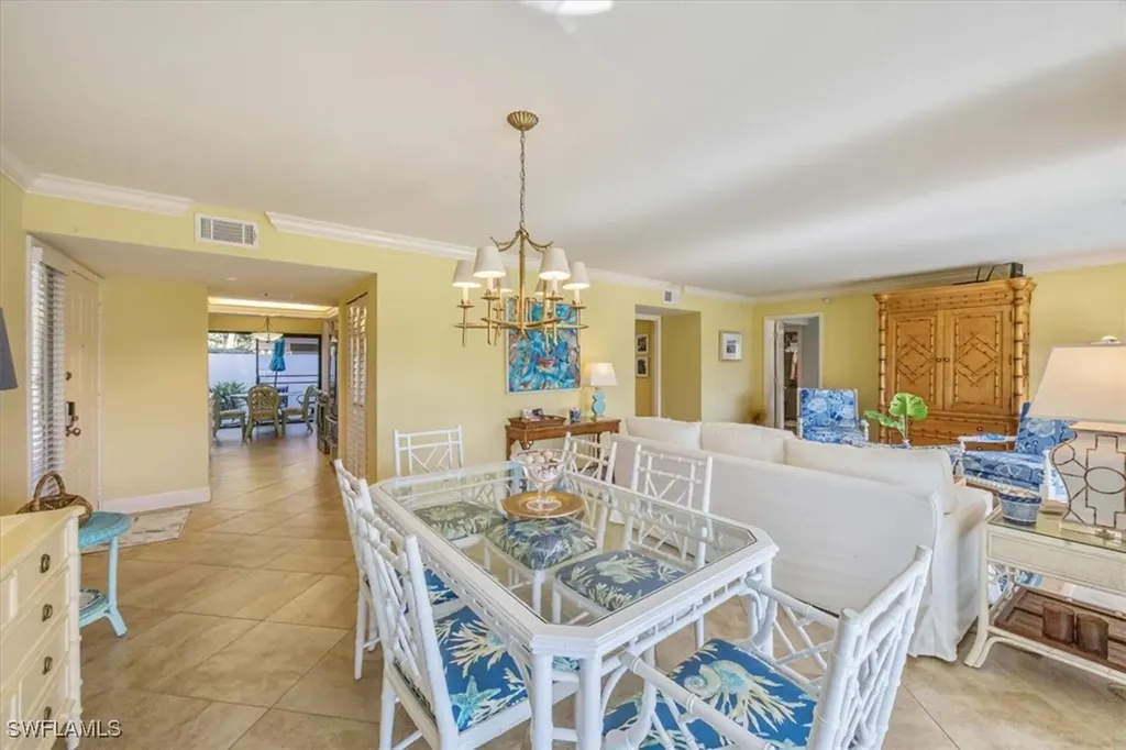 544 Retreat Drive Naples FL 34110