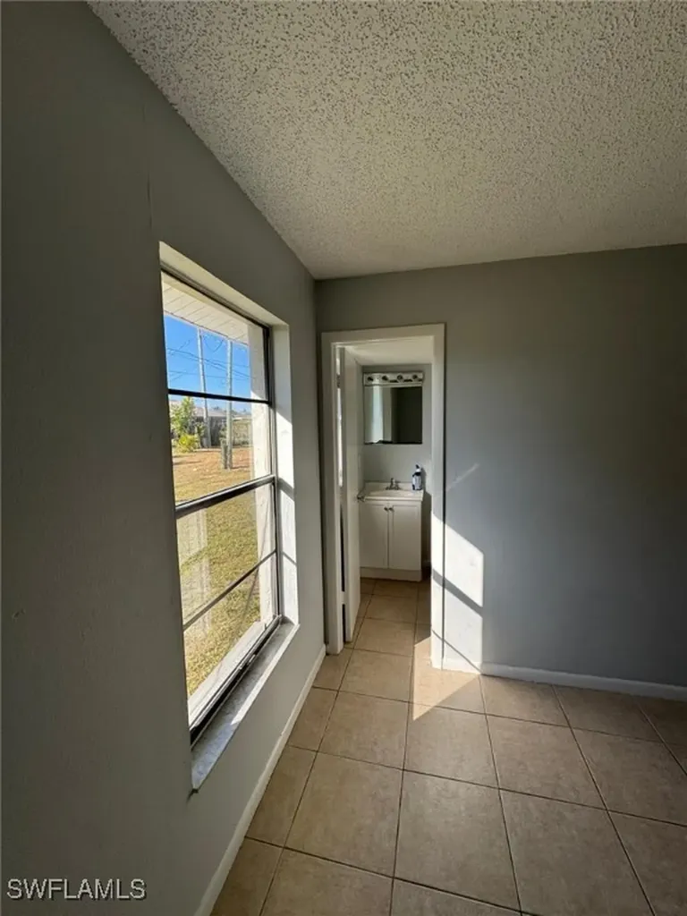 3004 Santa Barbara Boulevard Cape Coral FL 33914