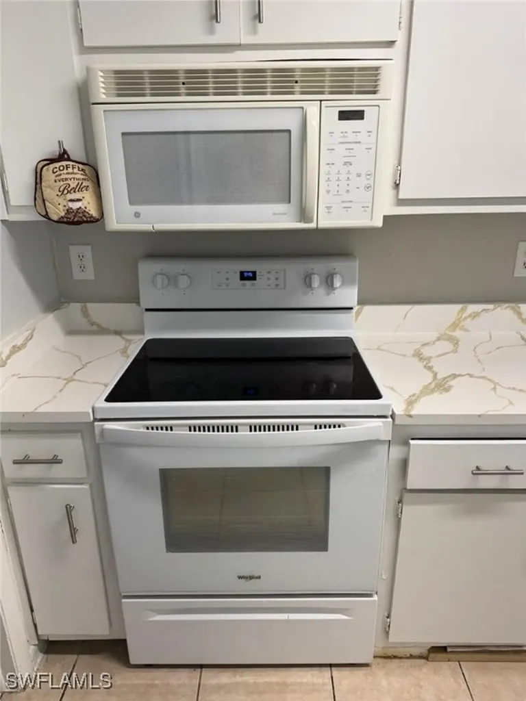 3004 Santa Barbara Boulevard Cape Coral FL 33914