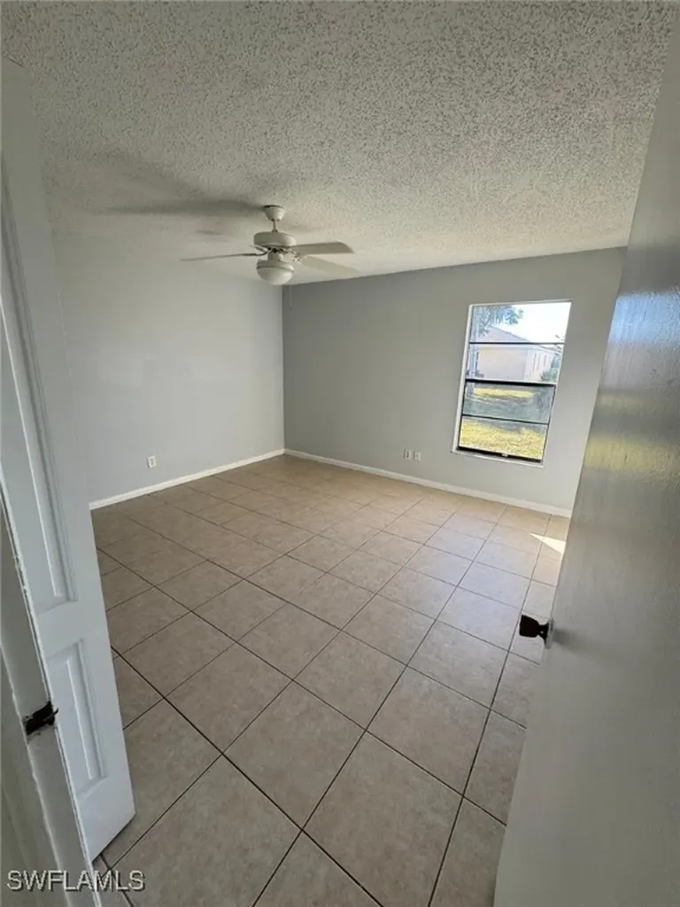 3004 Santa Barbara Boulevard Cape Coral FL 33914