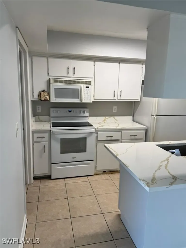 3004 Santa Barbara Boulevard Cape Coral FL 33914