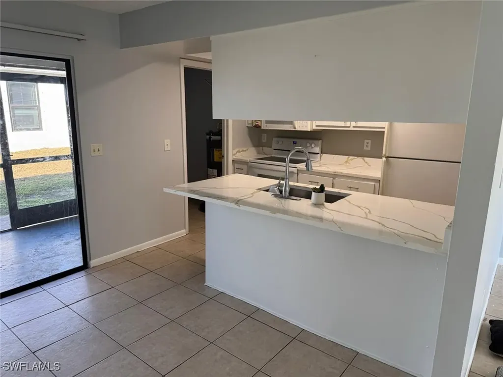 3004 Santa Barbara Boulevard Cape Coral FL 33914