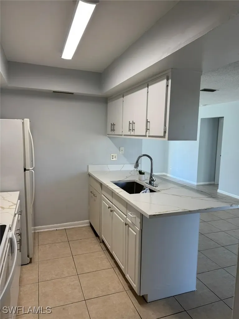 3004 Santa Barbara Boulevard Cape Coral FL 33914