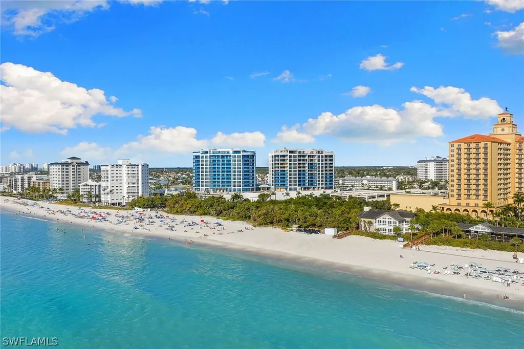 260 Southbay Drive Naples FL 34108