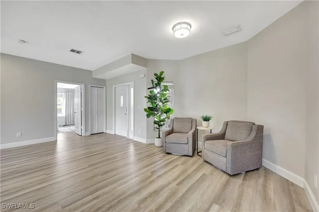 5138 Kristin Court Naples FL 34105