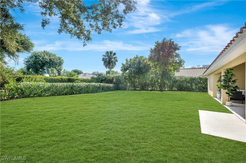 5138 Kristin Court Naples FL 34105