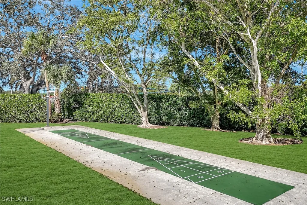 5138 Kristin Court Naples FL 34105