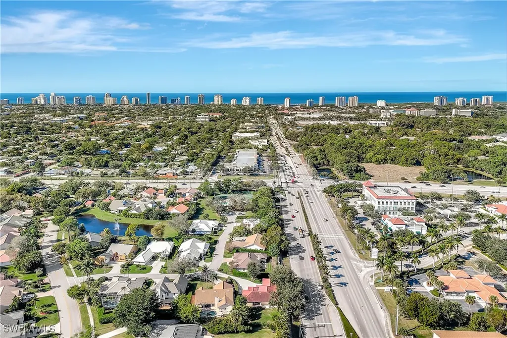 5138 Kristin Court Naples FL 34105