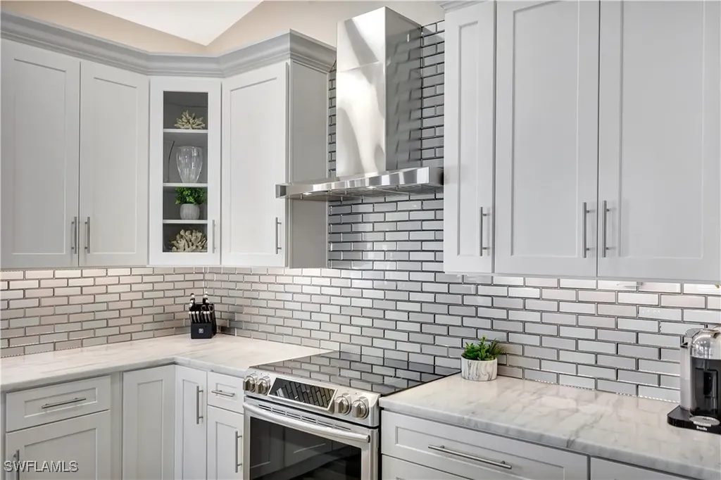 5138 Kristin Court Naples FL 34105