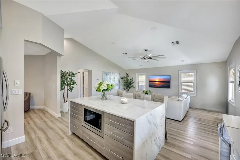 5138 Kristin Court Naples FL 34105