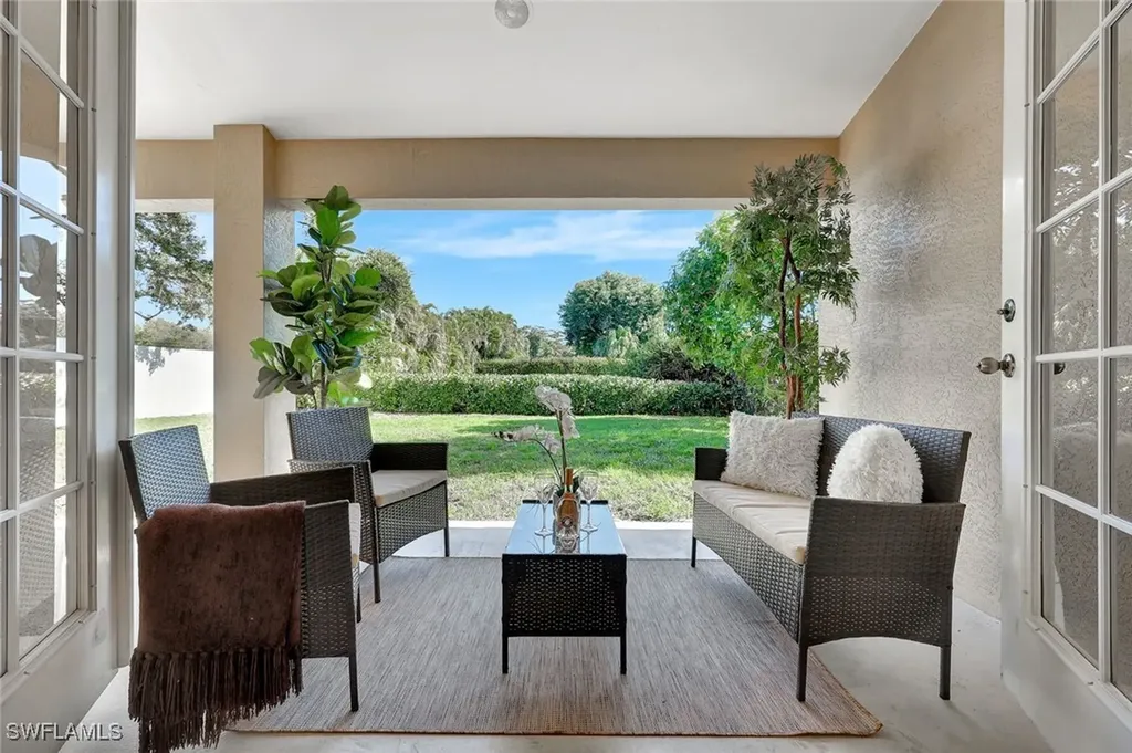 5138 Kristin Court Naples FL 34105