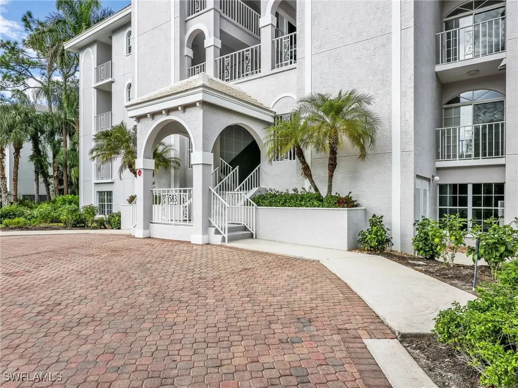 583 Audubon Boulevard Naples FL 34110