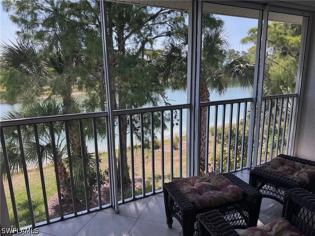 448 Gabriel Cir #3310 Gabriel Circle Naples FL 34104