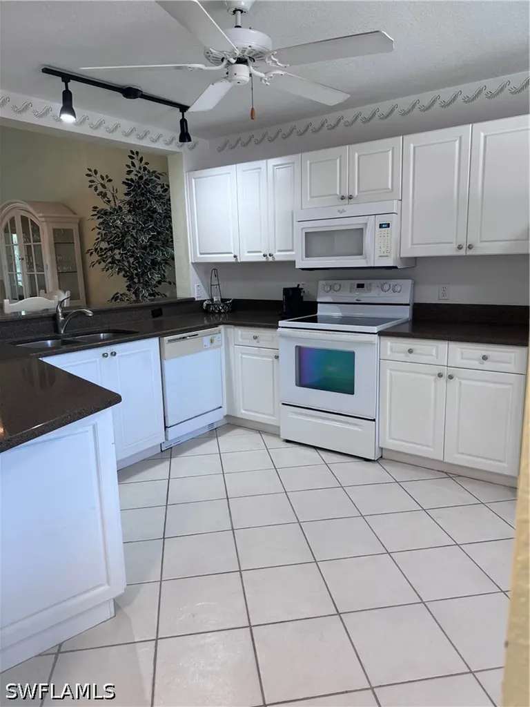 448 Gabriel Cir #3310 Gabriel Circle Naples FL 34104