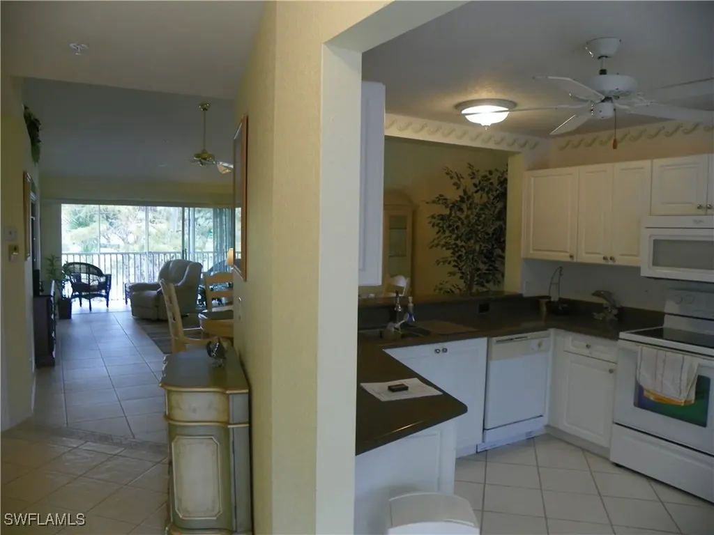 448 Gabriel Circle #3310 Gabriel Circle Naples FL 34104
