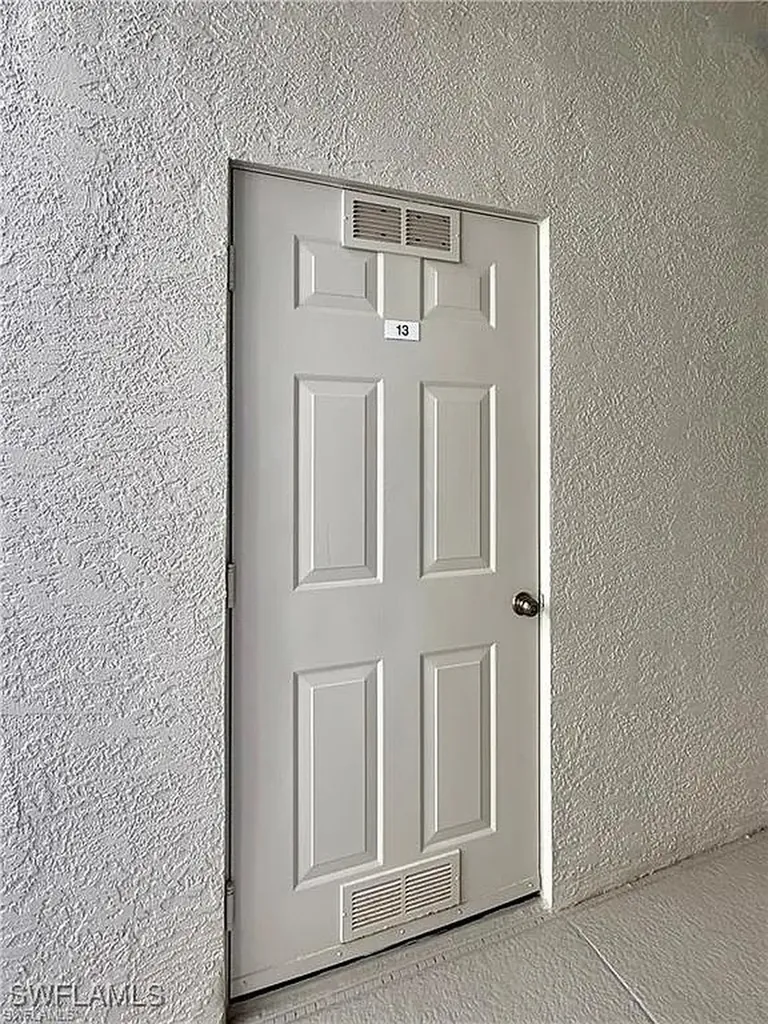 8505 Naples Heritage Drive Naples FL 34112