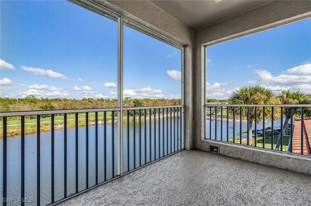 8505 Naples Heritage Drive Naples FL 34112