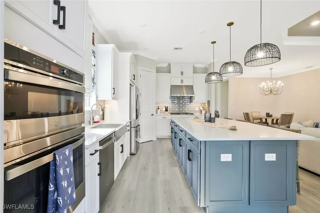 15804 Derna Street Naples FL 34114