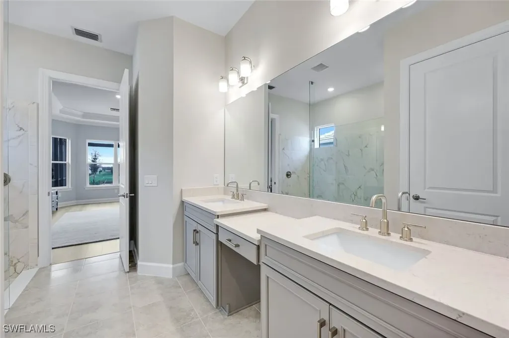 15804 Derna Street Naples FL 34114
