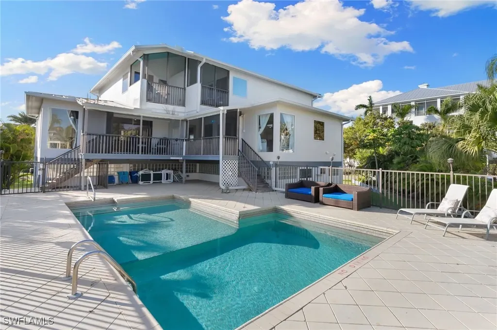 821 Palm Street Marco Island FL 34145