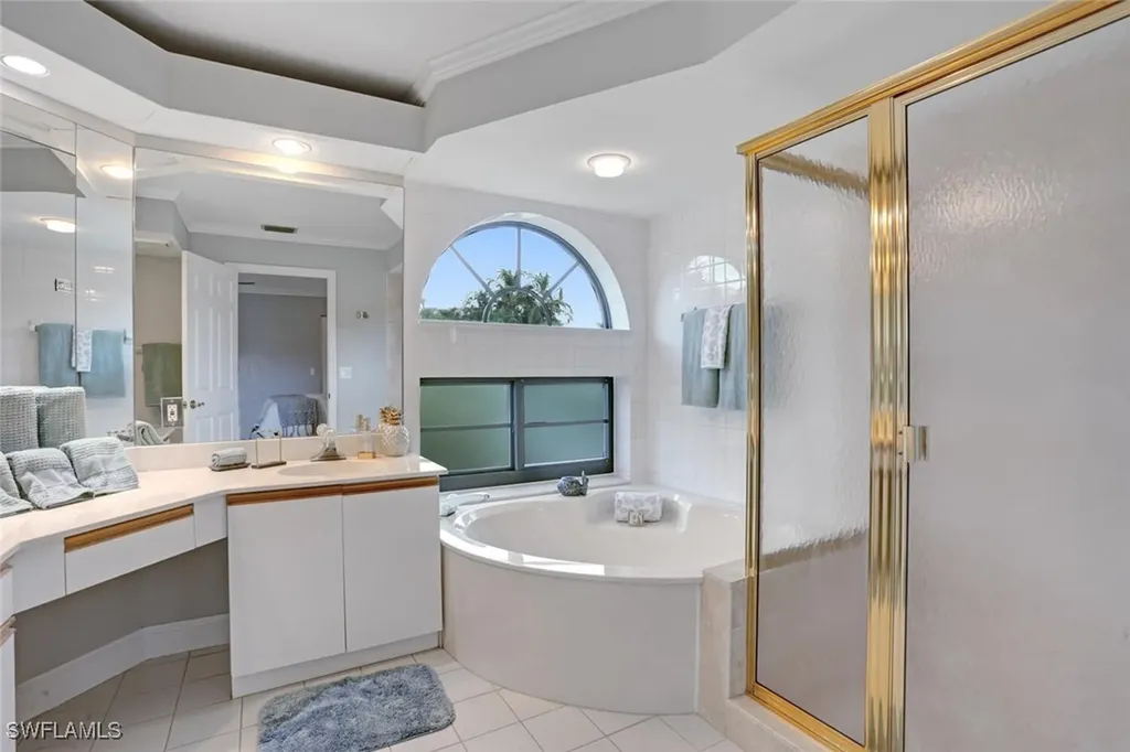 6535 Valen Way Naples FL 34108