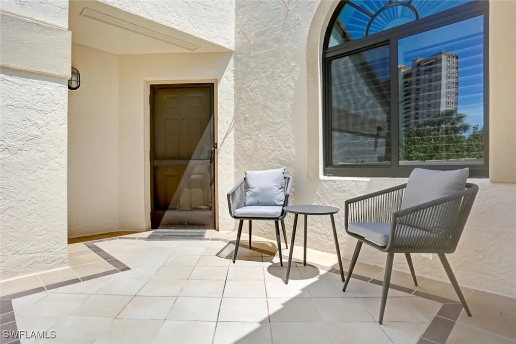 6535 Valen Way Naples FL 34108