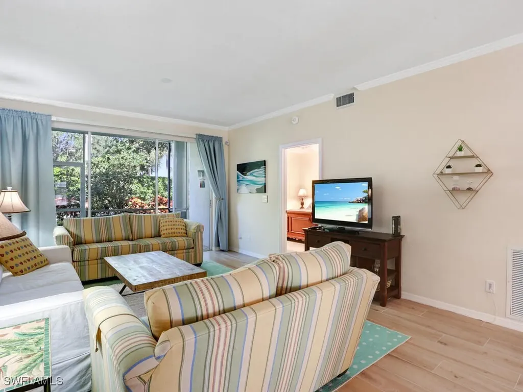 7095 Barrington Circle Naples FL 34108