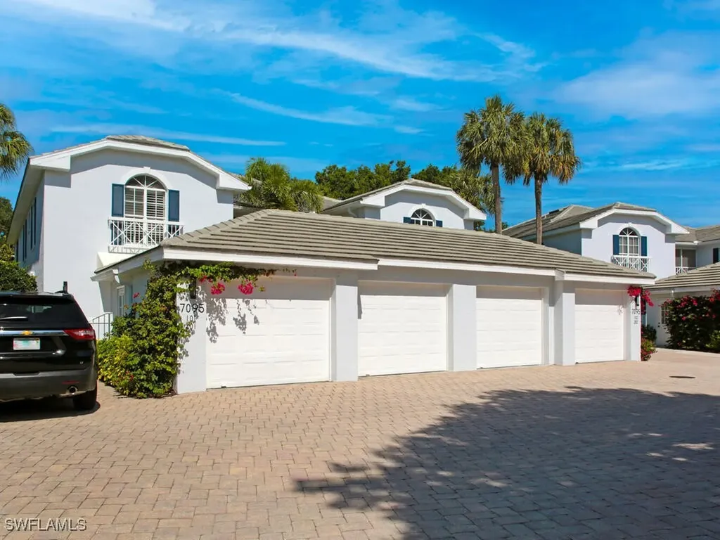 7095 Barrington Circle Naples FL 34108