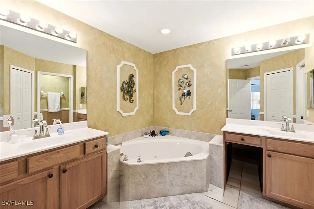 8401 Southbridge Drive Estero FL 33967