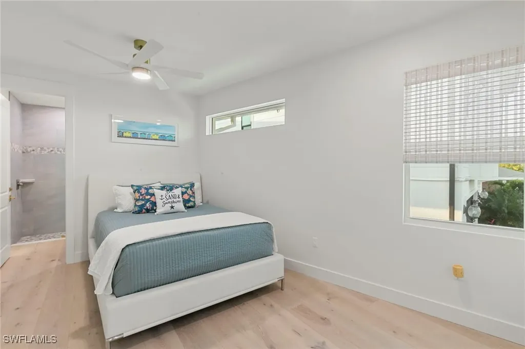 1794 Holiday Lane Naples FL 34104