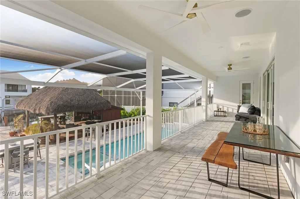 1794 Holiday Lane Naples FL 34104