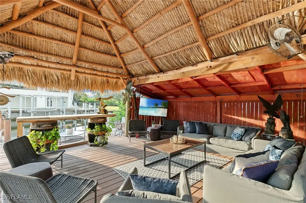 1794 Holiday Lane Naples FL 34104