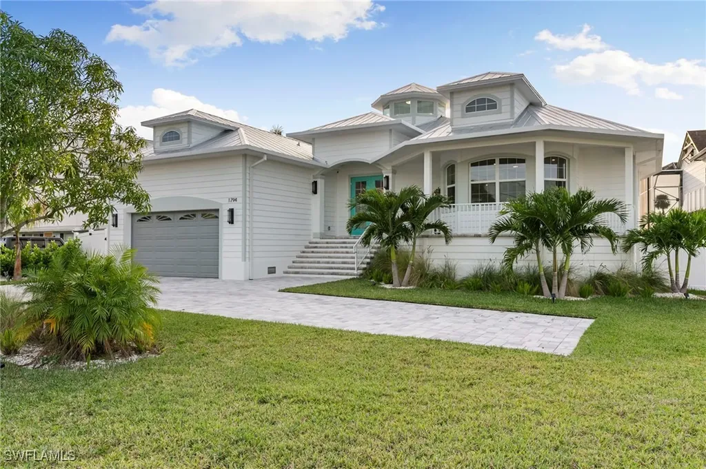 1794 Holiday Lane Naples FL 34104