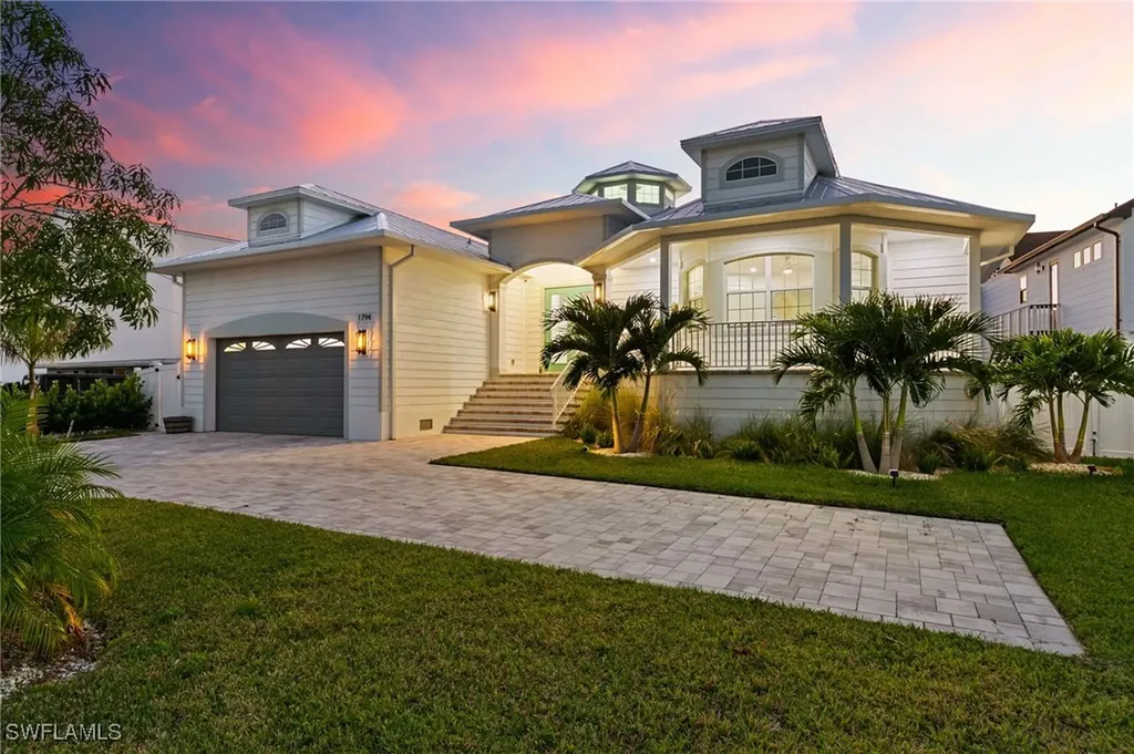 1794 Holiday Lane Naples FL 34104