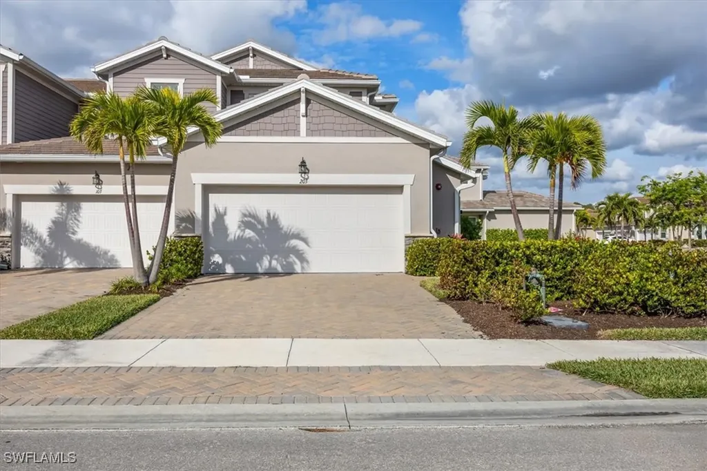 4687 Arboretum Circle Naples FL 34112