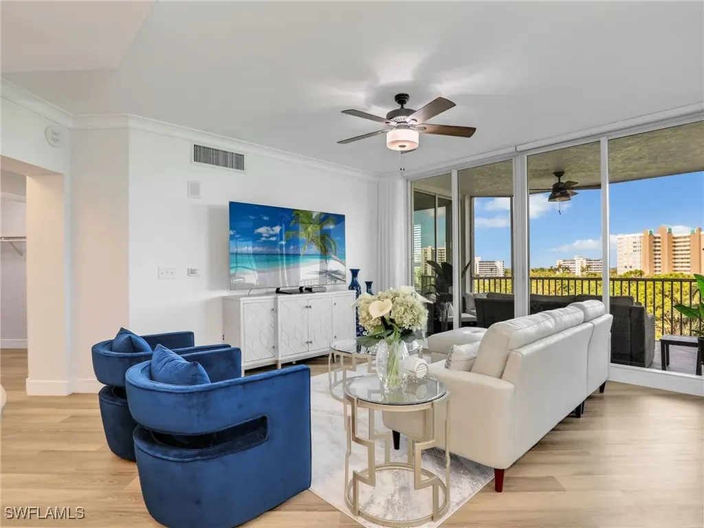 325 Dunes Boulevard Naples FL 34110