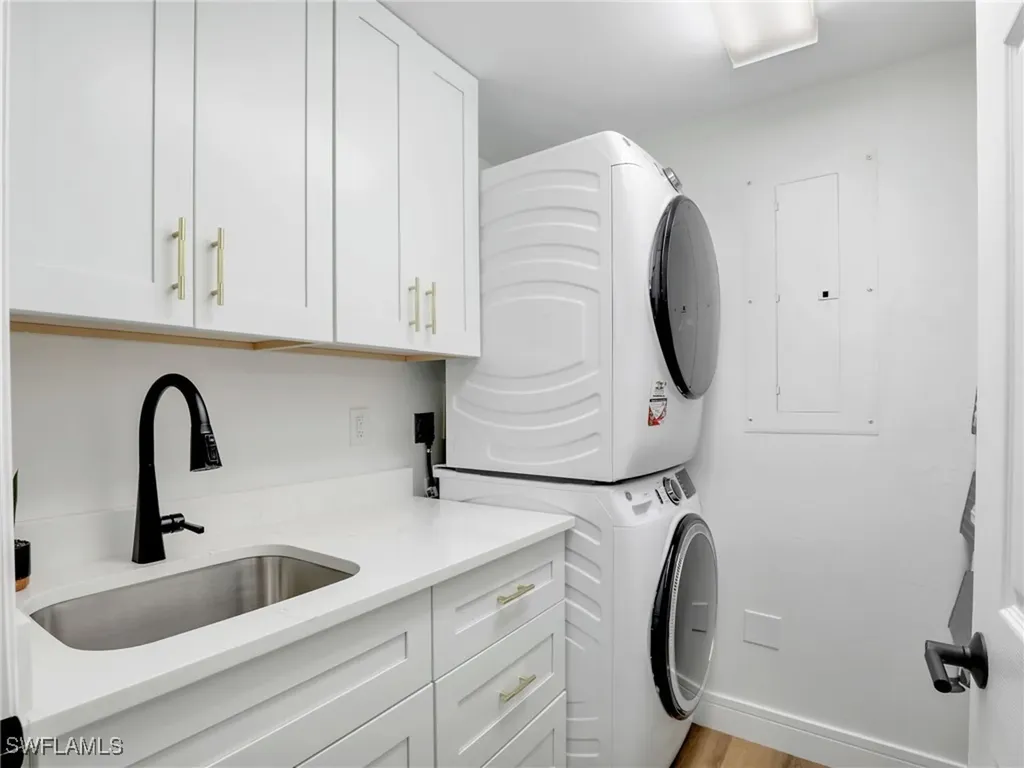 325 Dunes Boulevard Naples FL 34110