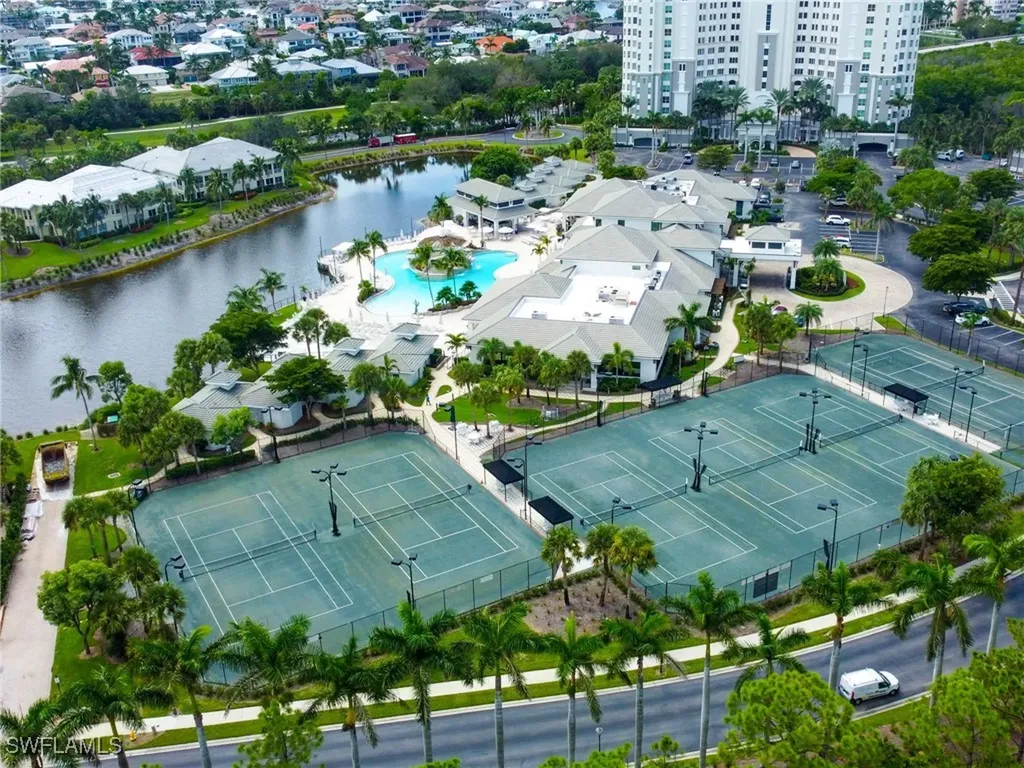 325 Dunes Boulevard Naples FL 34110