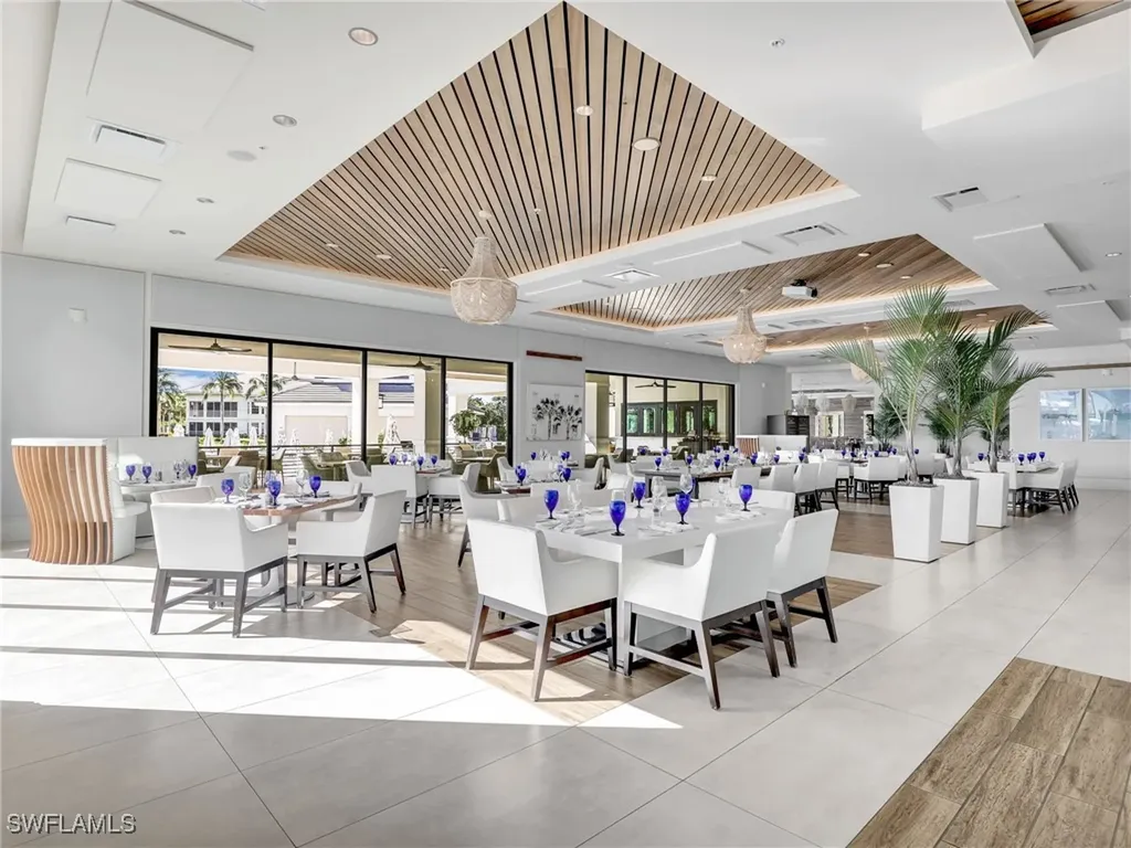 325 Dunes Boulevard Naples FL 34110