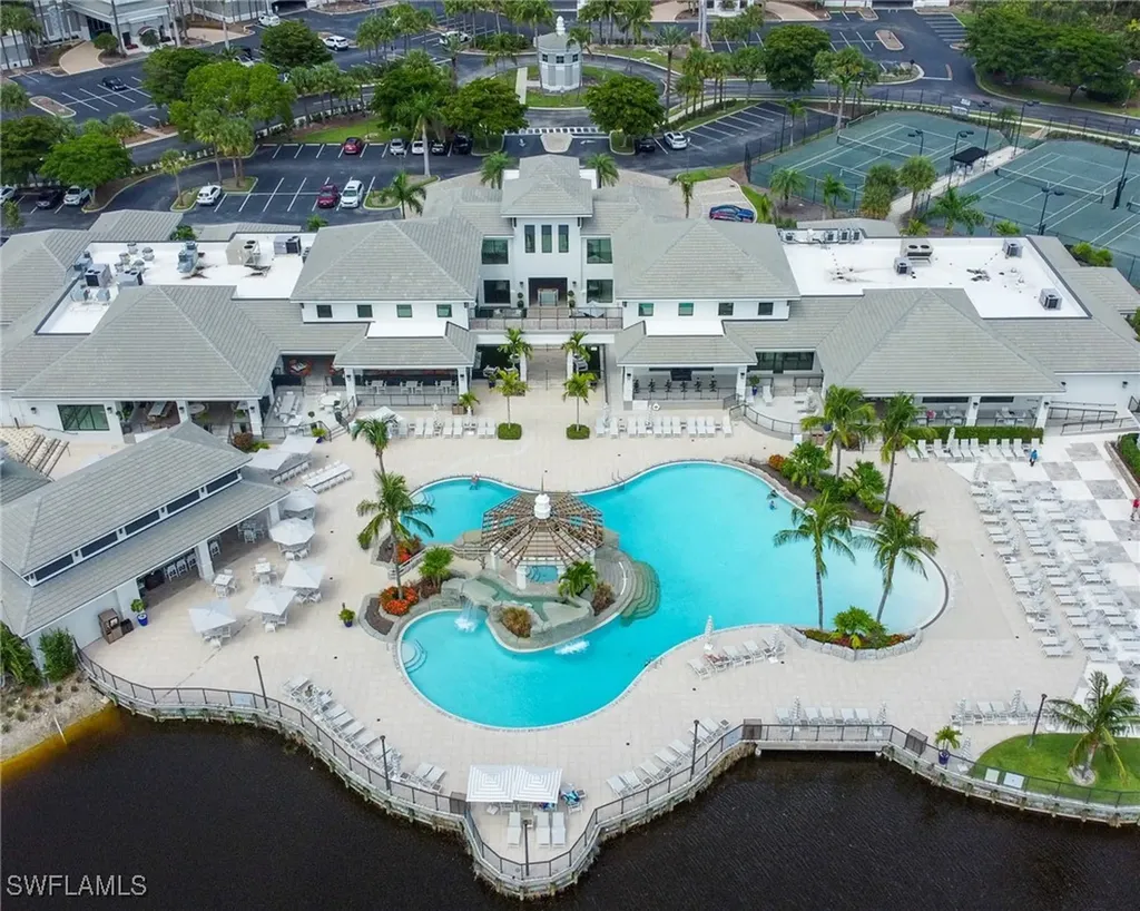 325 Dunes Boulevard Naples FL 34110