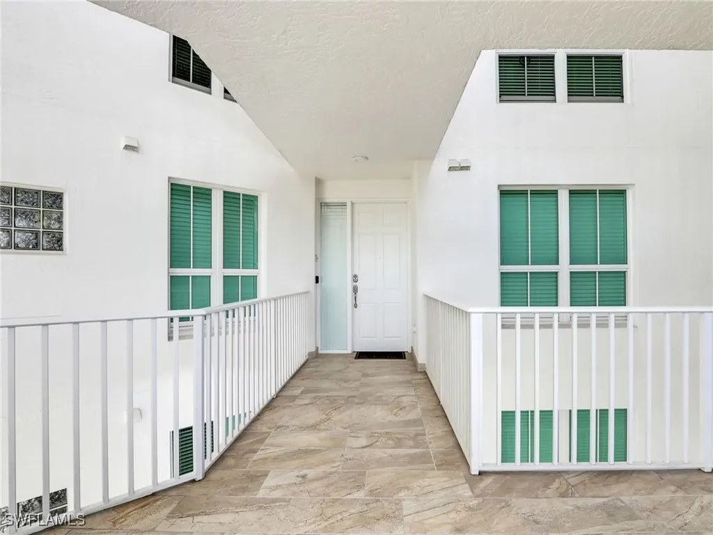 325 Dunes Boulevard Naples FL 34110