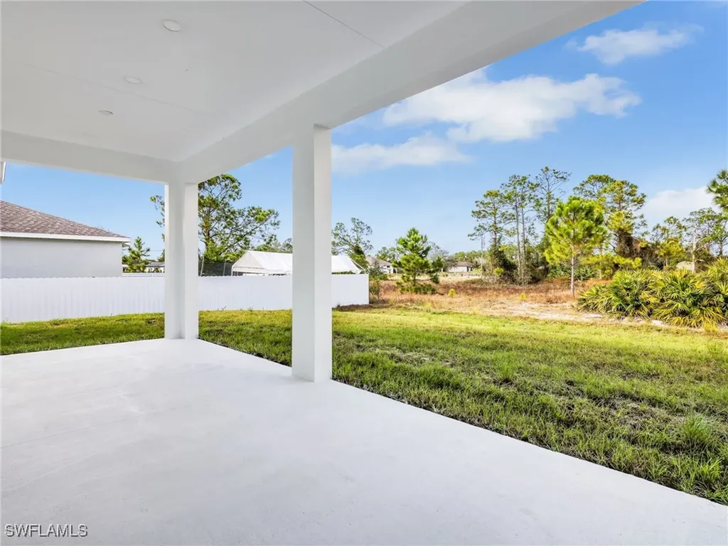 2514 36th Street SW Lehigh Acres FL 33976