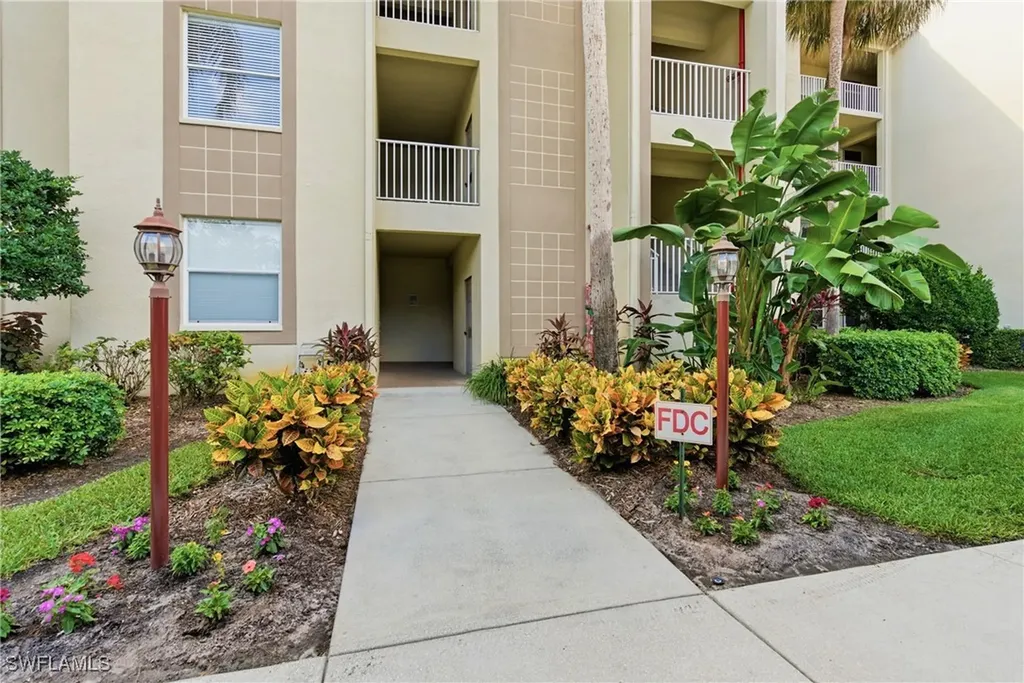 9350 Highland Woods Boulevard Bonita Springs FL 34135