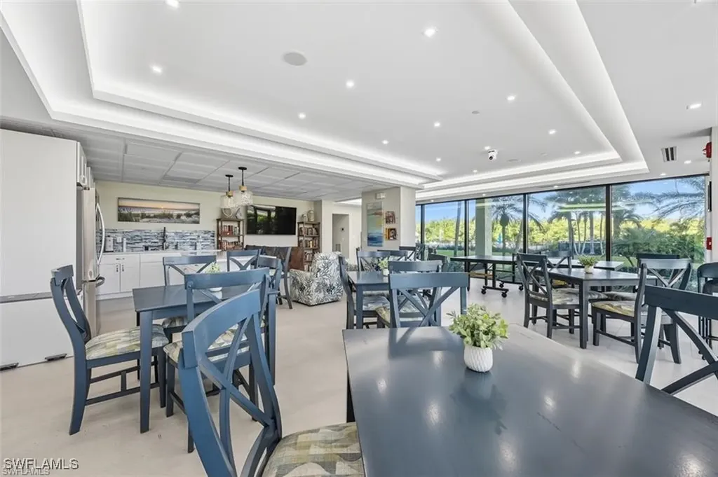 11 Bluebill Avenue Naples FL 34108