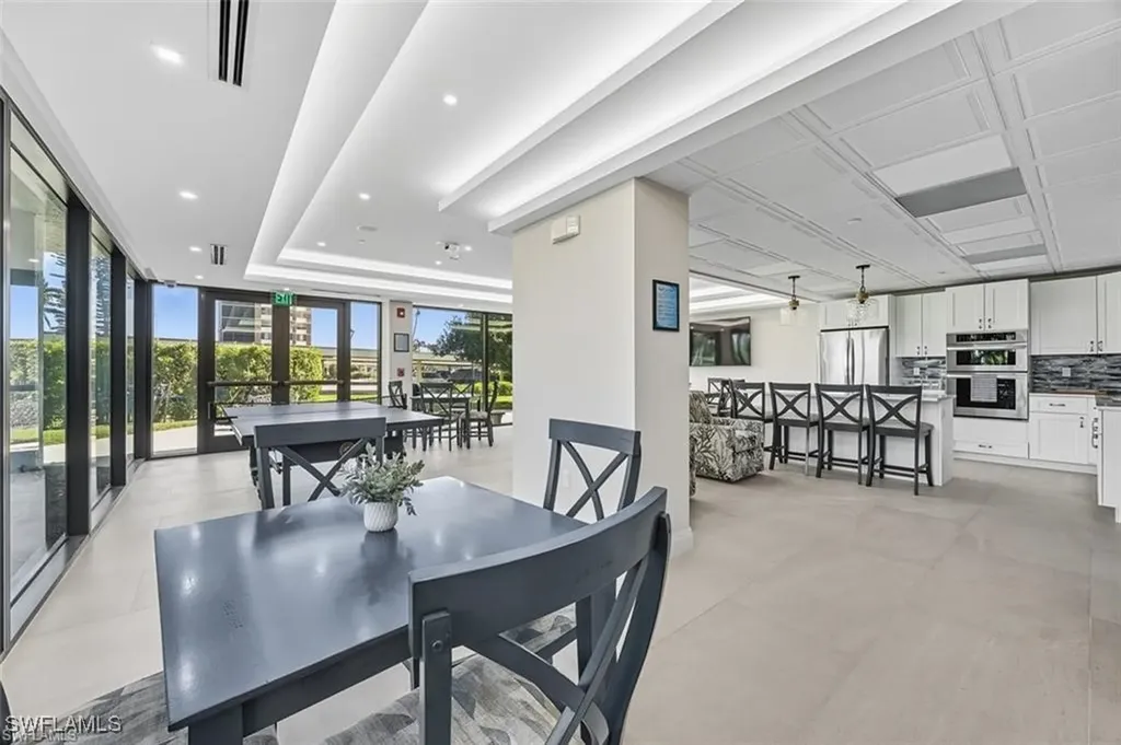 11 Bluebill Avenue Naples FL 34108