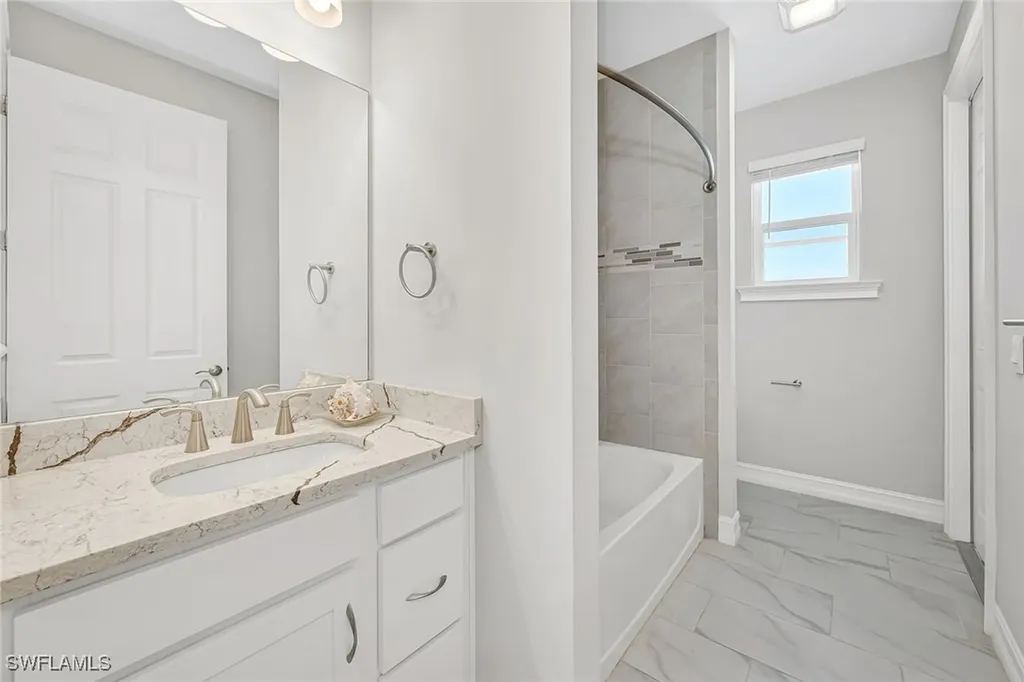 18763 Lake Hammock Drive Naples FL 34114