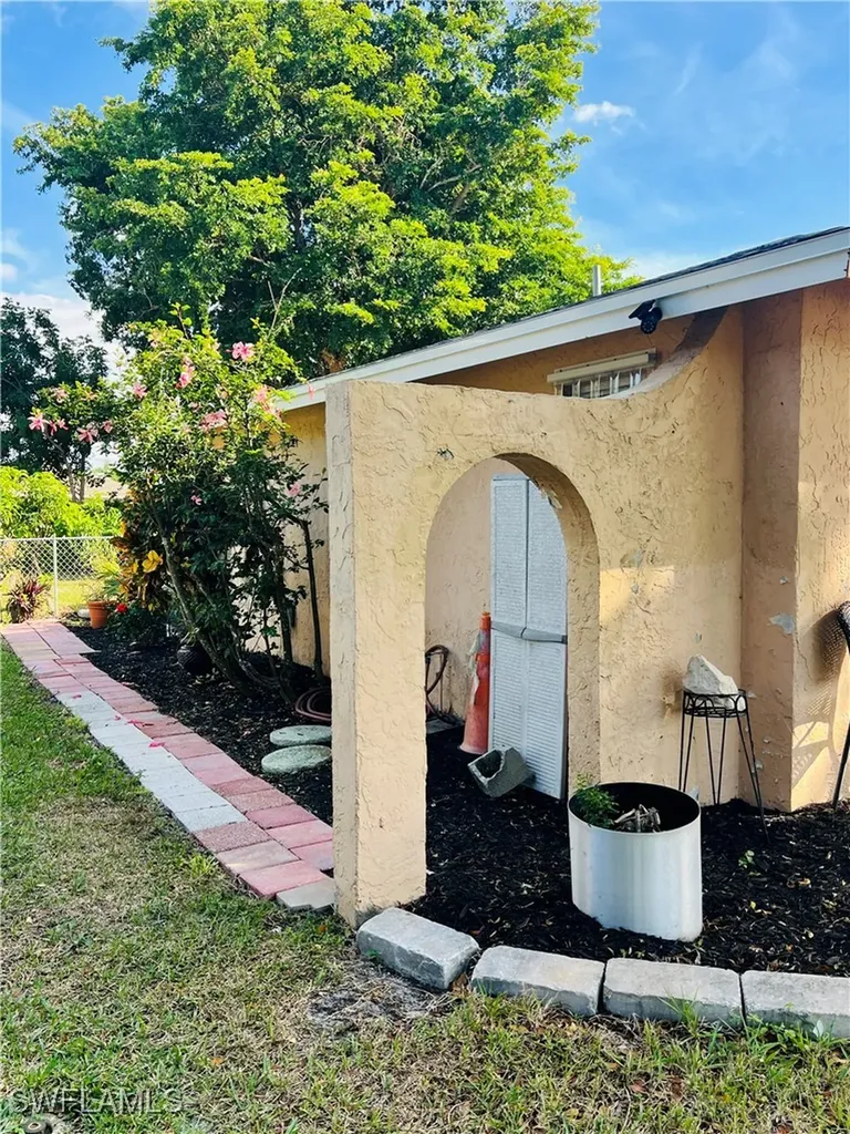 6986 Scarboro Drive Fort Myers FL 33919