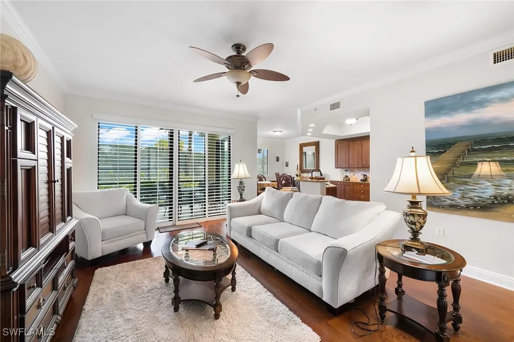 Naples FL, 1015 Sandpiper Street, Unit D105